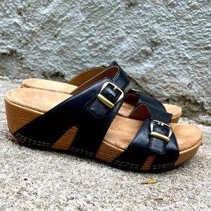 Dansko sandals 38, great condition like new. Super comfortable